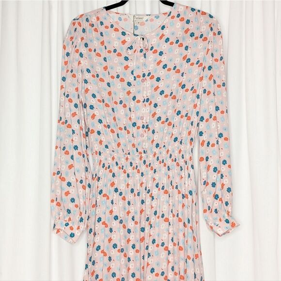Tucker NYC Juliette Dress Blush Mint Poppies Micro in Viscose Crepe Floral Midi - Picture 2 of 10